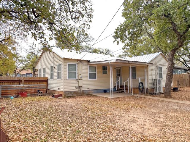 1400 W 13th Street, Cisco, TX 76437