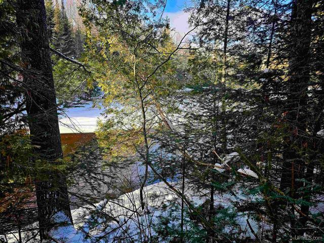 449 S Iron Pin Trail, Gwinn, MI 49841