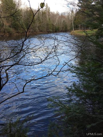 449 S Iron Pin Trail, Gwinn, MI 49841