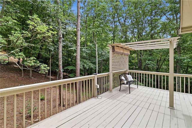 133 Cliff Fern Point, Big Canoe, GA 30143