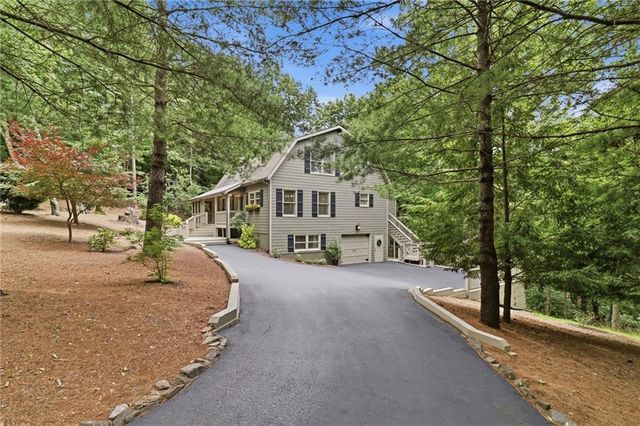 133 Cliff Fern Point, Big Canoe, GA 30143