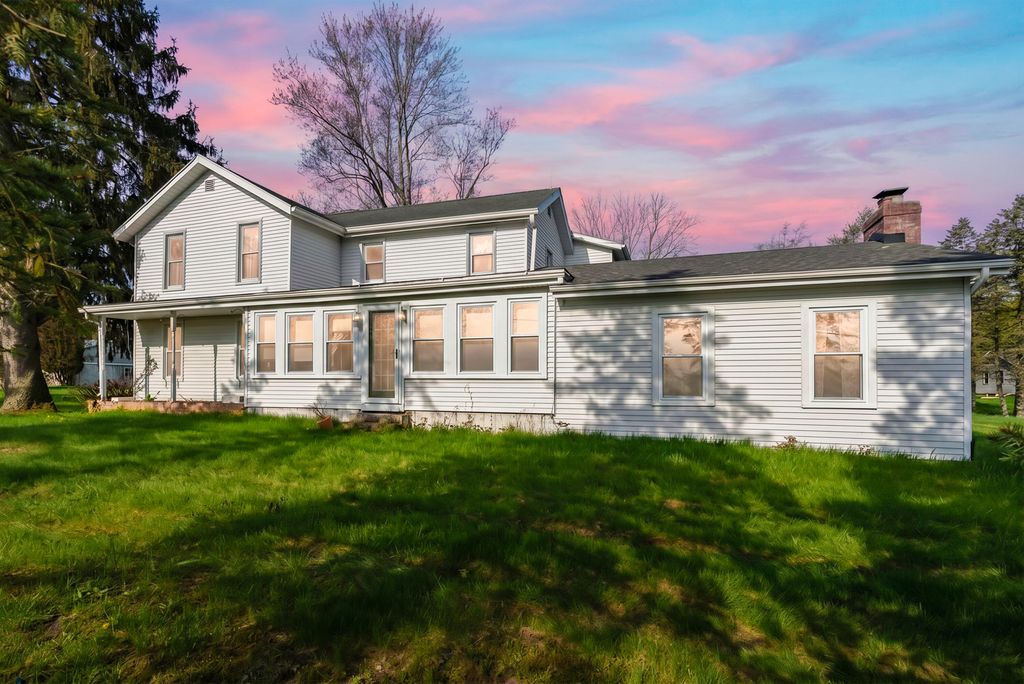 58380 County Road 365 N, Lawrence Twp, MI 49064
