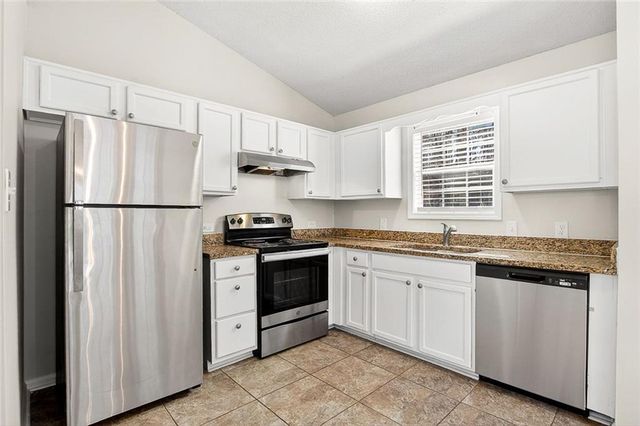 217 Remington Court, Dallas, GA 30132