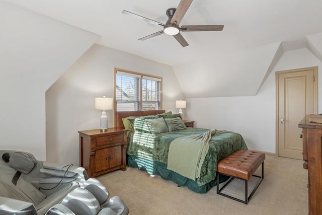 153 N Parkwood Ln, Wichita, KS 67208