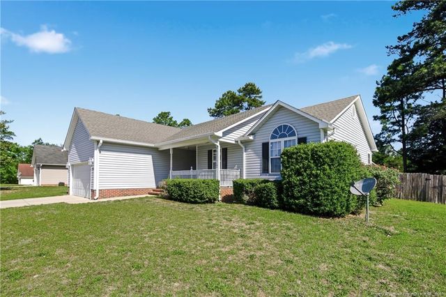1548 Clan Campbell Drive, Raeford, NC 28376