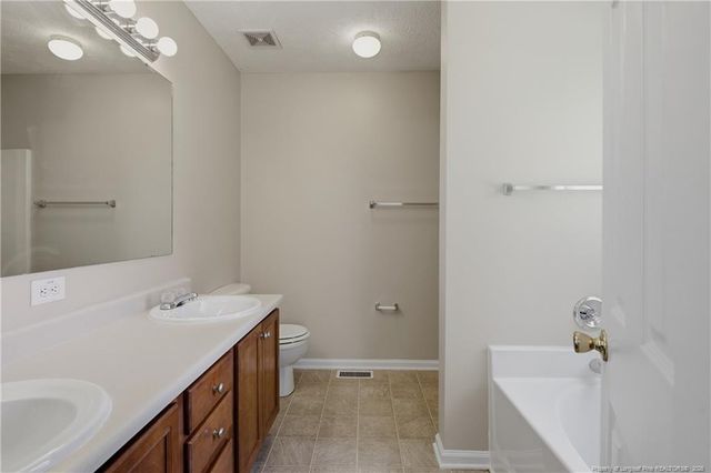 1548 Clan Campbell Drive, Raeford, NC 28376