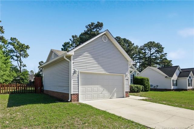 1548 Clan Campbell Drive, Raeford, NC 28376