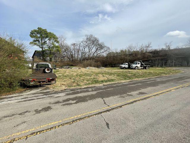 2704 Berrywood, Nashville, TN 37204