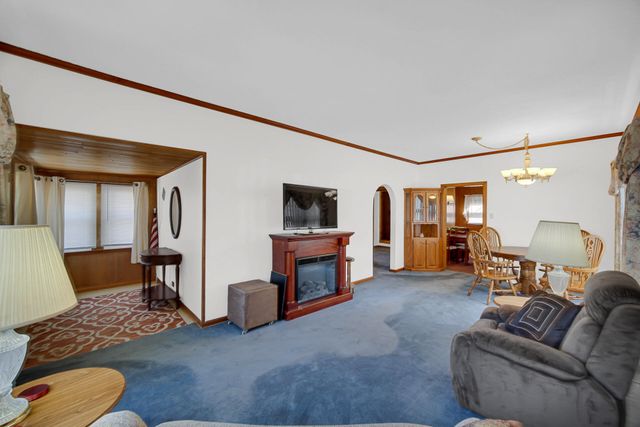 4241 Hohman Avenue, Hammond, IN 46327