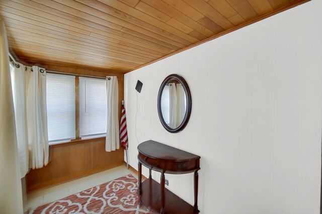 4241 Hohman Avenue, Hammond, IN 46327
