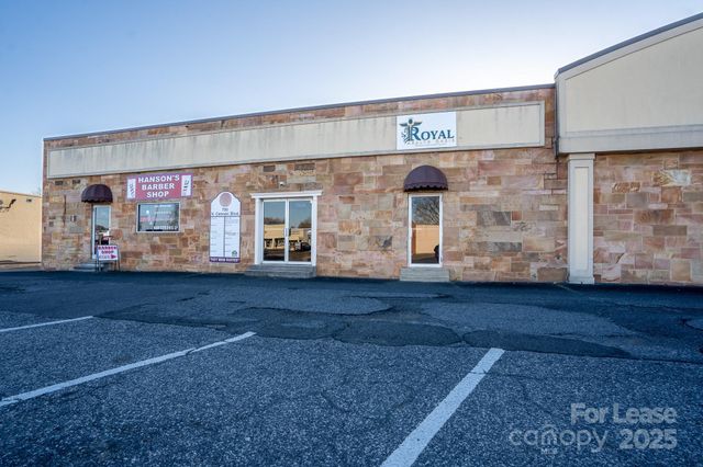 700 N Cannon Boulevard 113, Kannapolis, NC 28083
