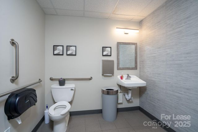 700 N Cannon Boulevard 113, Kannapolis, NC 28083
