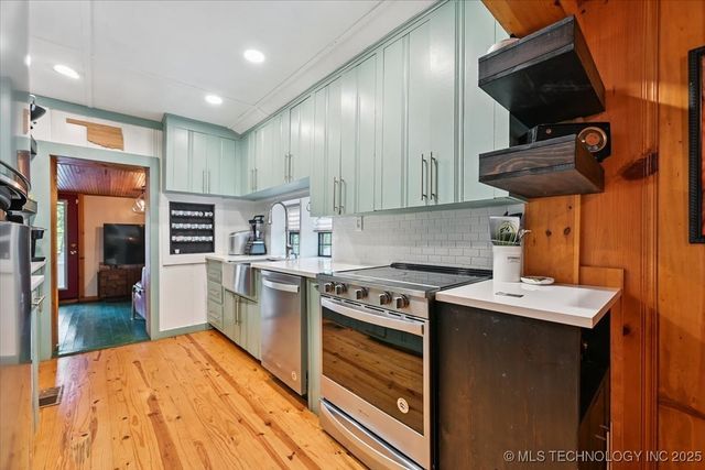 58 Oak Street, Locust Grove, OK 74352