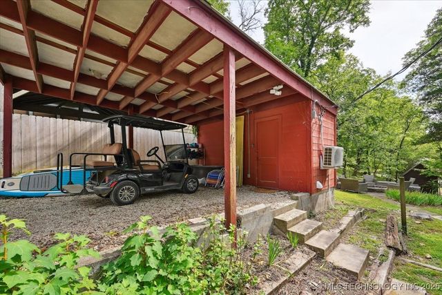 58 Oak Street, Locust Grove, OK 74352