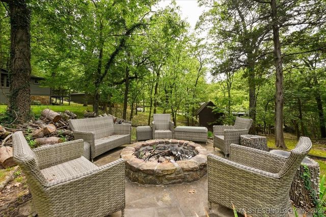 58 Oak Street, Locust Grove, OK 74352