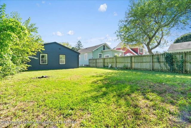 901 Clayton Street, Lansing, MI 48915