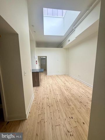 1733-35 CHESTNUT ST #304, Philadelphia, PA 19103