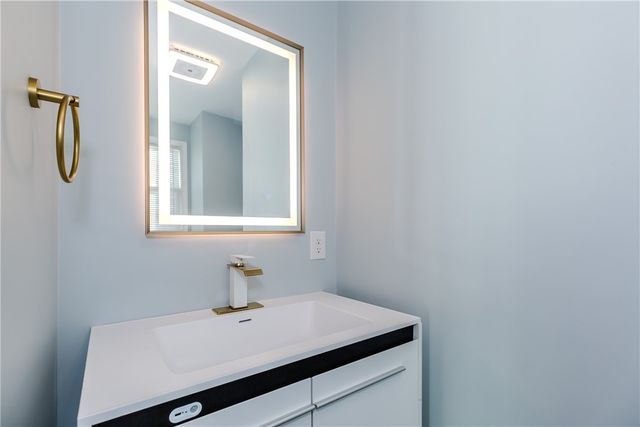 604 Smithfield Road, North Providence, RI 02904