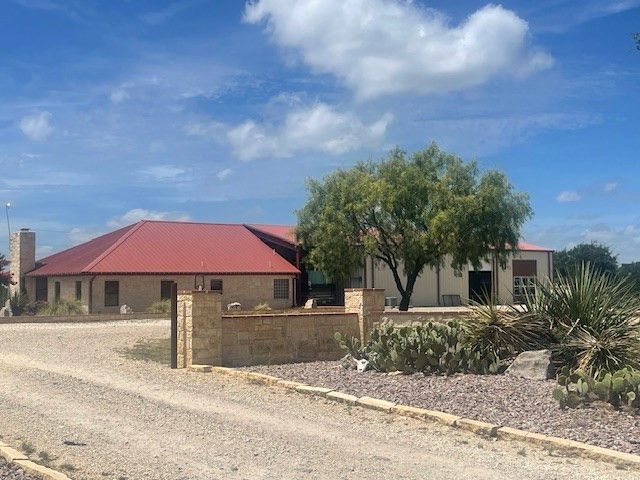 136 Private Rd 3535, Sonora, TX 76950