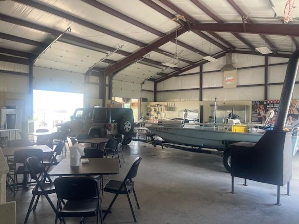 Image 24 of property listing at 136 Private Rd 3535, Sonora, TX 76950