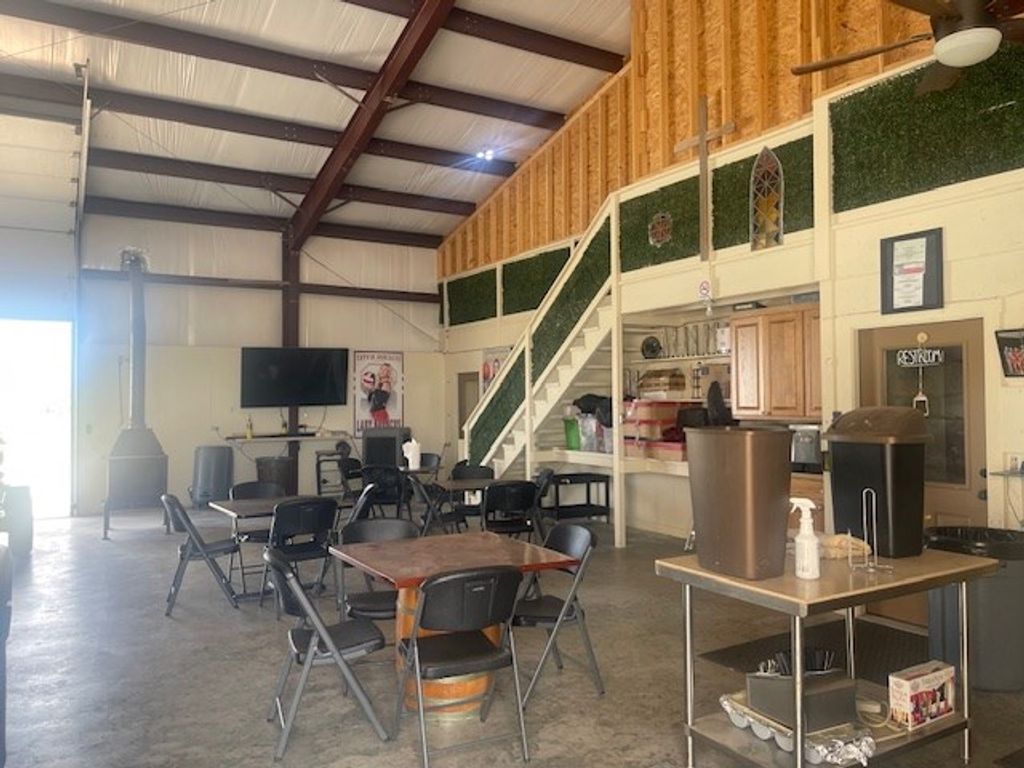 Image 29 of property listing at 136 Private Rd 3535, Sonora, TX 76950