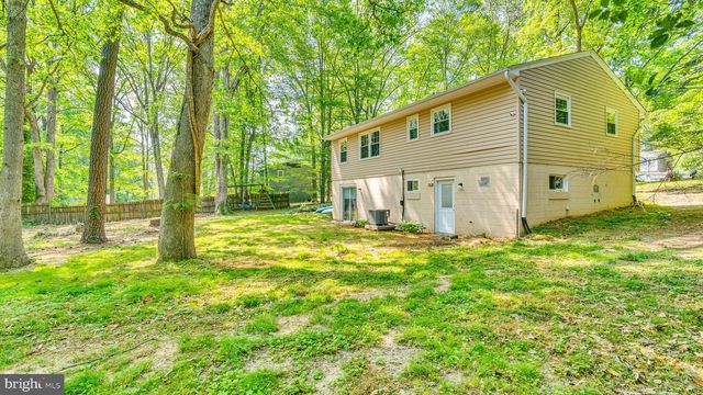 24680 MORGAN RD, Hollywood, MD 20636