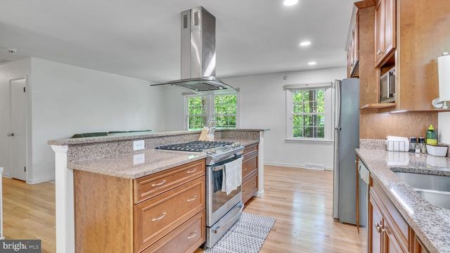 24680 MORGAN RD, Hollywood, MD 20636