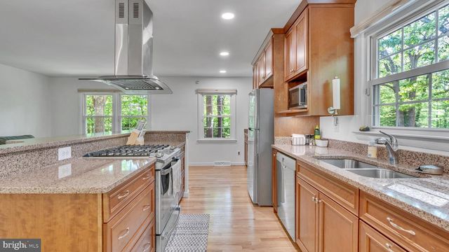 24680 MORGAN RD, Hollywood, MD 20636