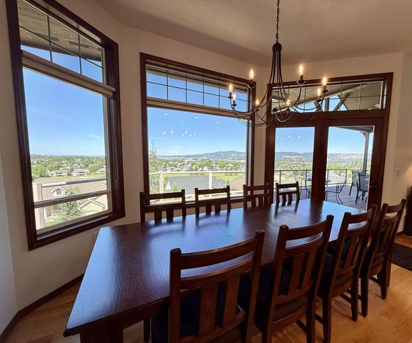 1209 N Dunbarton Oaks Ln, Liberty Lake, WA 99019