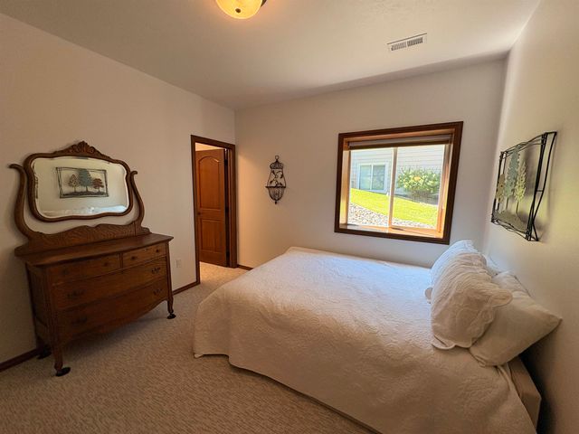 1209 N Dunbarton Oaks Ln, Liberty Lake, WA 99019