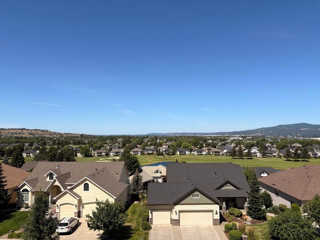 1209 N Dunbarton Oaks Ln, Liberty Lake, WA 99019