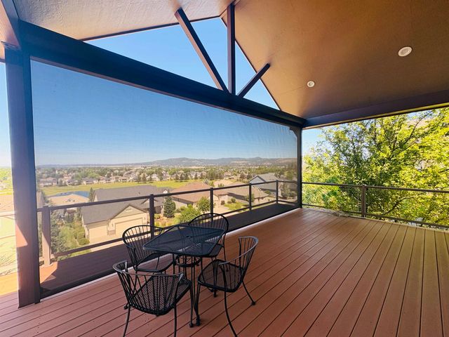 1209 N Dunbarton Oaks Ln, Liberty Lake, WA 99019
