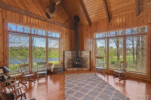 3757 Sunny Road, Washington, MO 63090