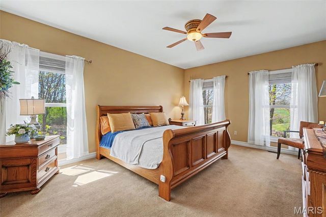 3757 Sunny Road, Washington, MO 63090