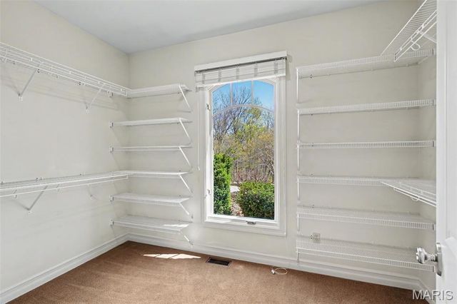 3757 Sunny Road, Washington, MO 63090