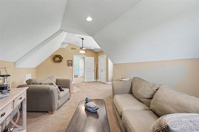 3757 Sunny Road, Washington, MO 63090