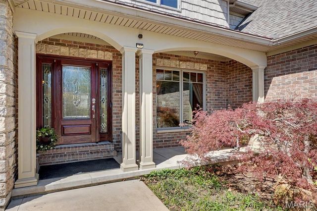 3757 Sunny Road, Washington, MO 63090