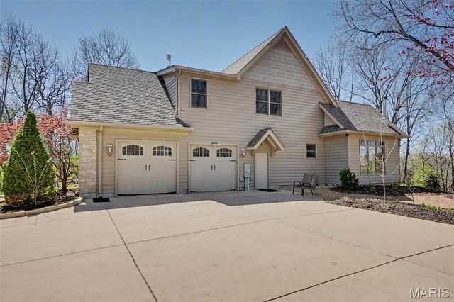3757 Sunny Road, Washington, MO 63090