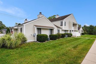 3320 Scots Pine Way 2, Portage, MI 49024