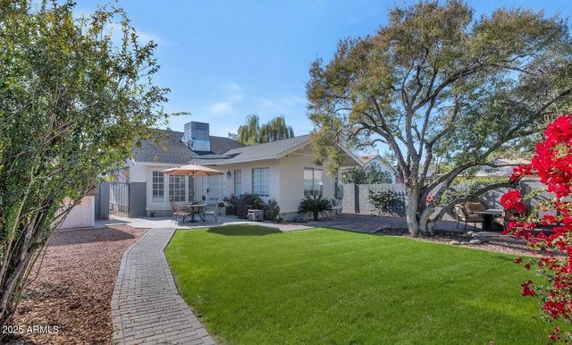 60 E Hoover Avenue, Phoenix, AZ 85004