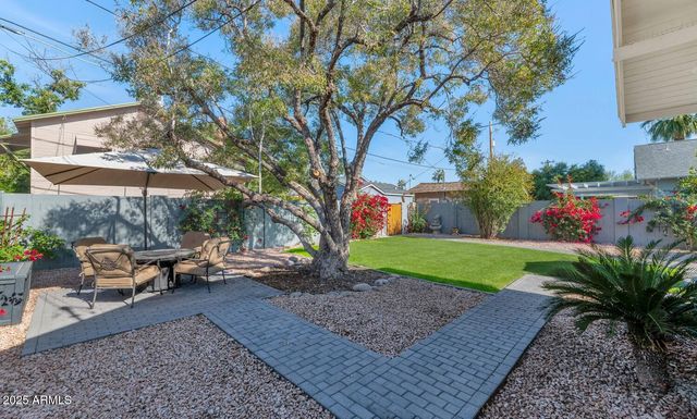 60 E Hoover Avenue, Phoenix, AZ 85004