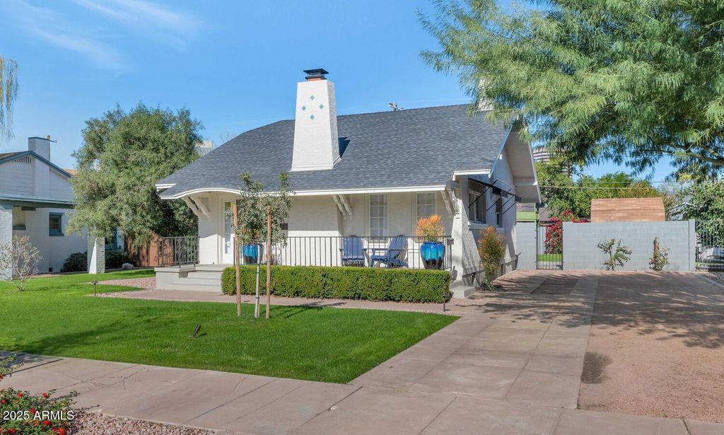 60 E Hoover Avenue, Phoenix, AZ 85004