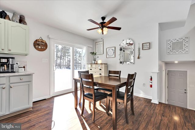 245 DOVE RD, Fredericksburg, PA 17026