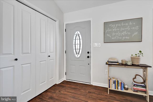 245 DOVE RD, Fredericksburg, PA 17026