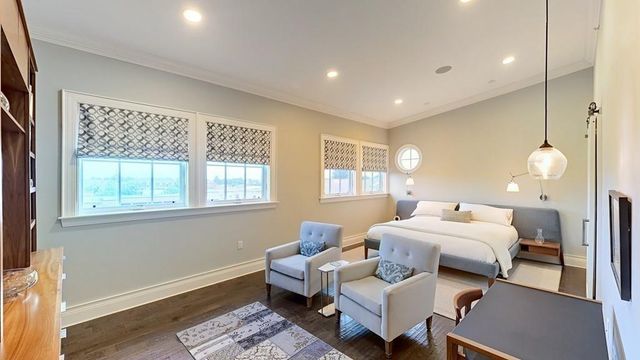 616 East Fourth Street 404, Boston, MA 02127