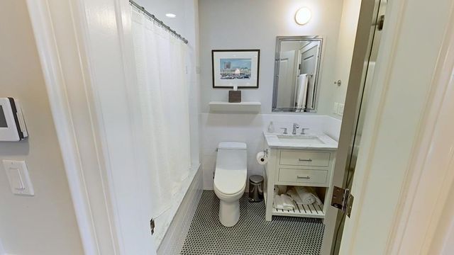 616 East Fourth Street 404, Boston, MA 02127