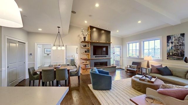 616 East Fourth Street 404, Boston, MA 02127