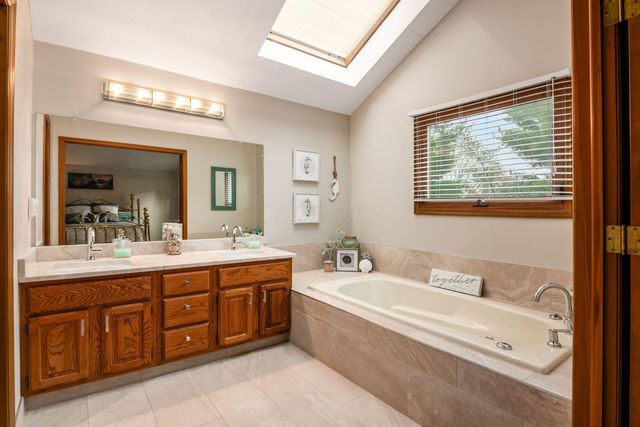 5850 Chatterfield Drive, Dublin, OH 43017