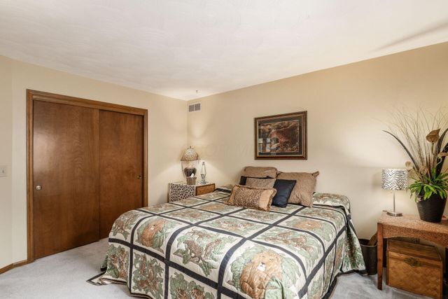 5850 Chatterfield Drive, Dublin, OH 43017