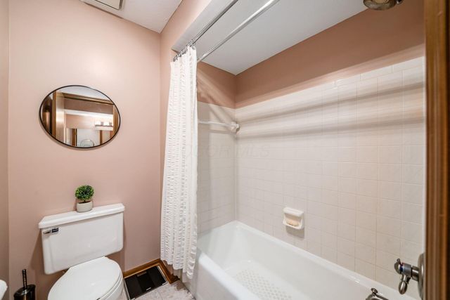 5850 Chatterfield Drive, Dublin, OH 43017